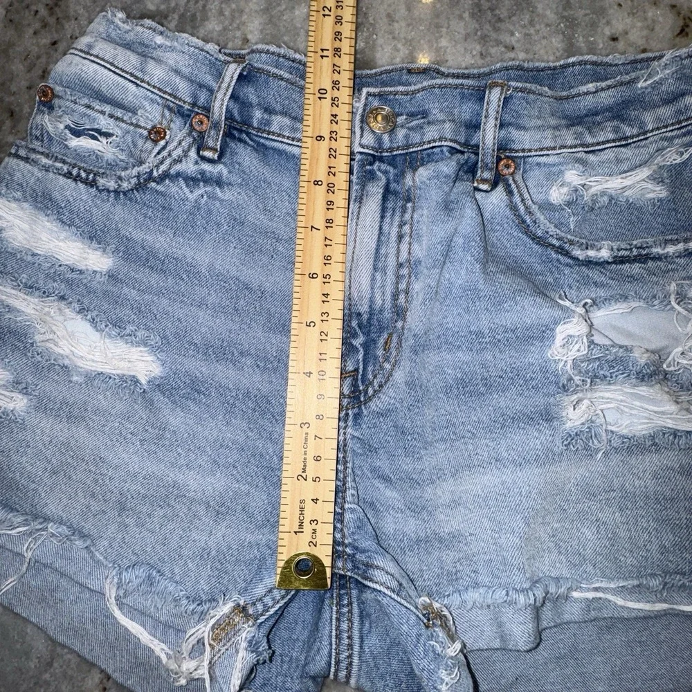 American Eagle Relaxed Short Jean Denim Distressed High Rise 29